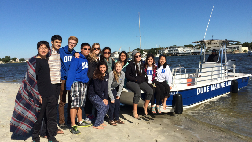 Global Health Students at Duke Marine Lab